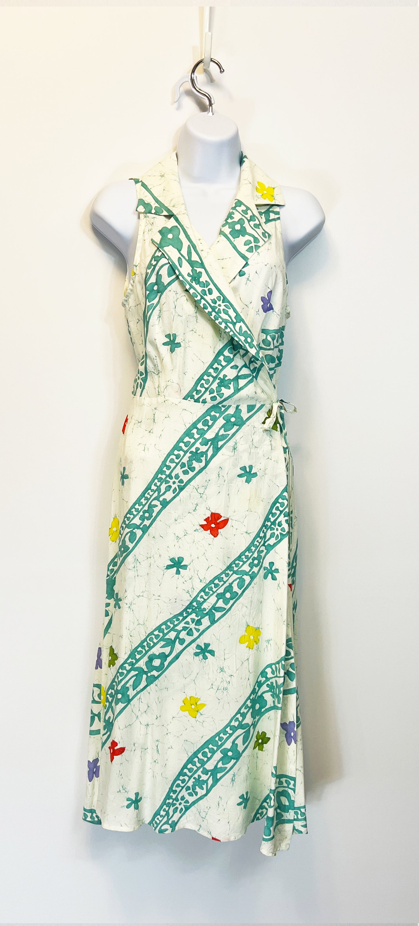 Joan Aloha Wrap Dress- White Flower